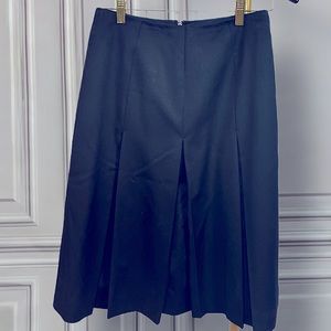 Brooks Brothers - Black Pleated High-Waisted Skirt